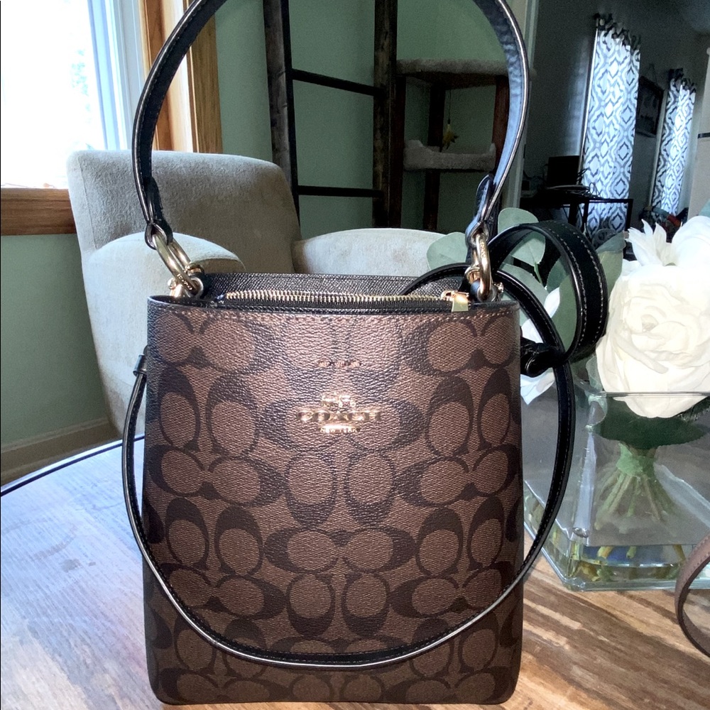 Coach Bucket Bag